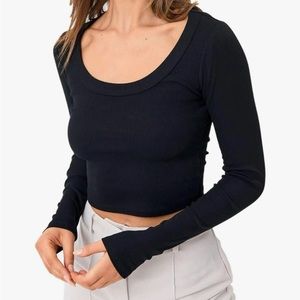 SIZE SMALL BLACK LONG SLEEVE TOP